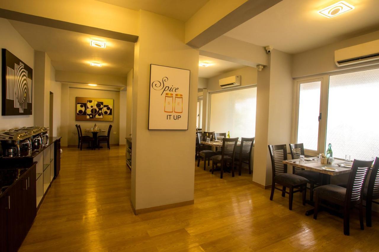 Encore Suites Goa Panaji Ngoại thất bức ảnh